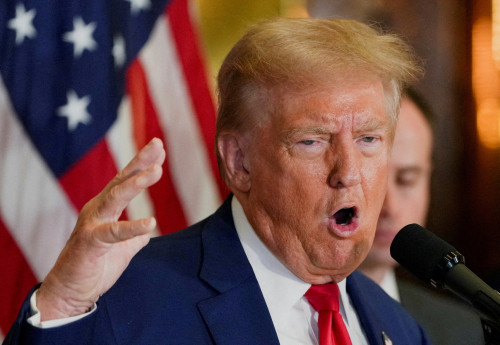 2025-01-17T223800Z_1_LYNXMPEL0G0ZA_RTROPTP_4_USA-TRUMP-PRESIDENT